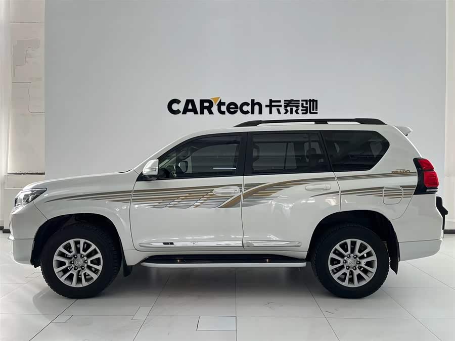 Toyota Land Cruiser Prado 2019 immagine di auto #16