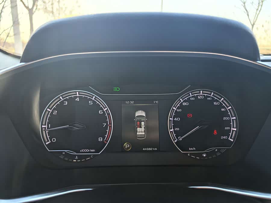 GEELY Coolray 2022 immagine di auto #16