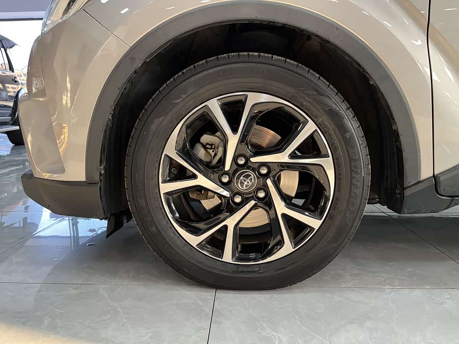 Toyota 2021 car image #16