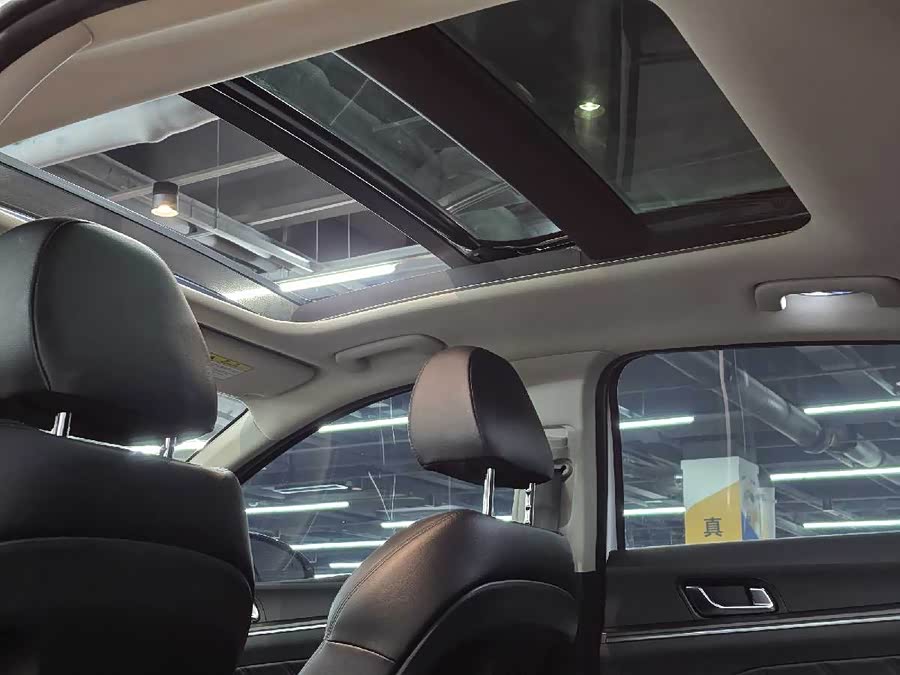 起亚 起亚K5 2021 汽车图片 #16