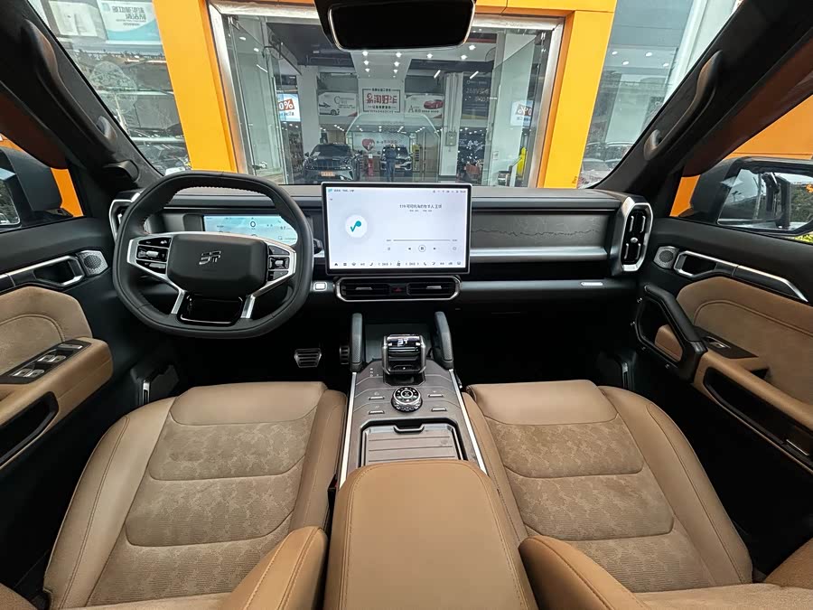 Jetour Traveller 2023 car image #16