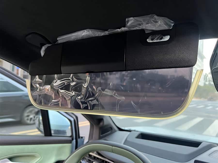 Livan 7 2025 imagen de coche #16