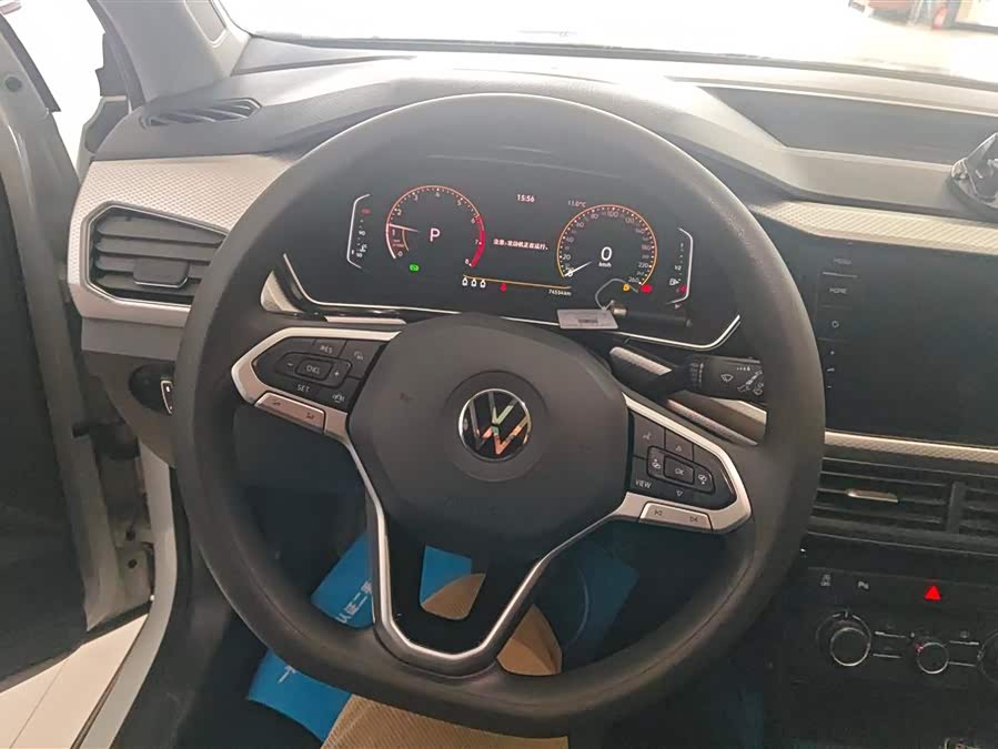 Volkswagen Tacqua 2023 car image #16