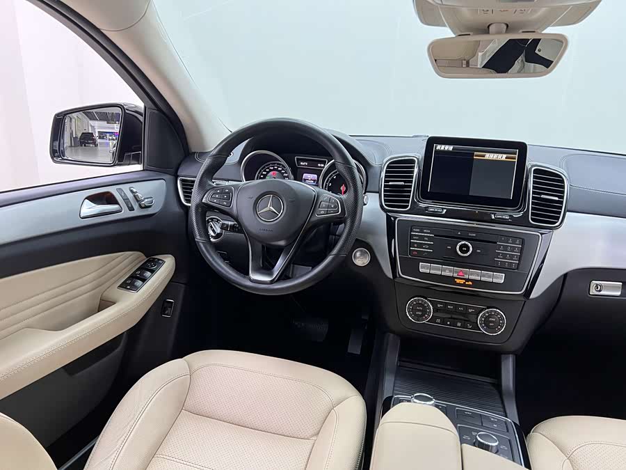 Mercedes-Benz GLE Coupe 2018 car image #16