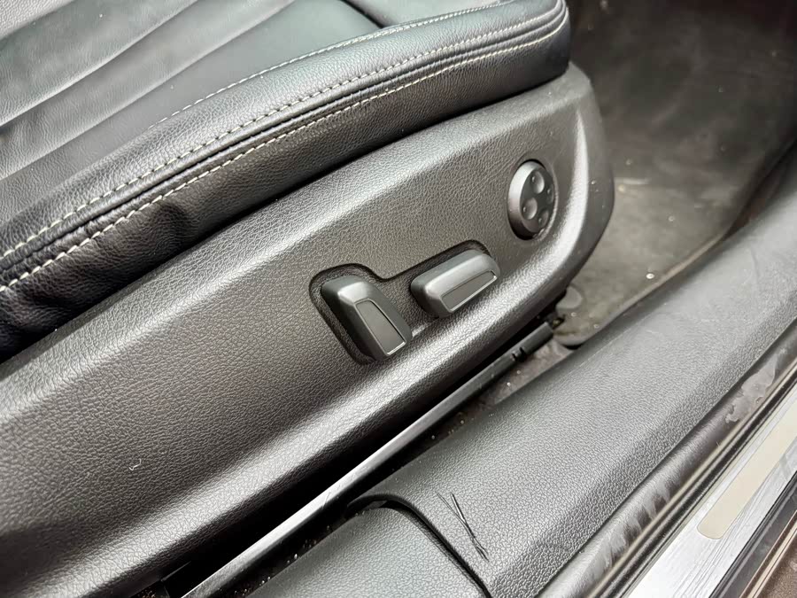 奥迪 奥迪A4L 2017 汽车图片 #16