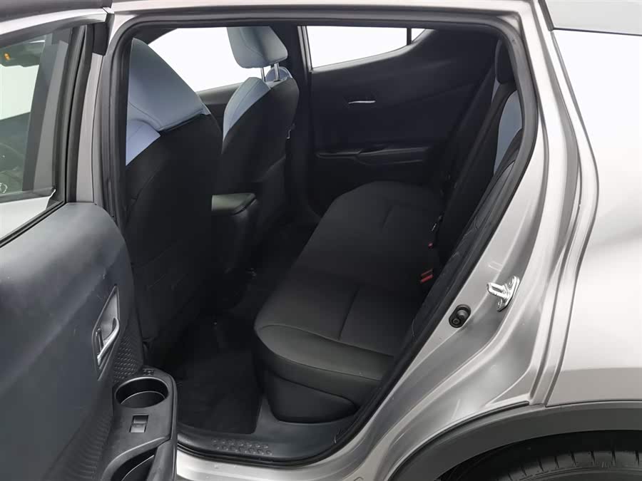 Toyota Izoa 2020 immagine di auto #16