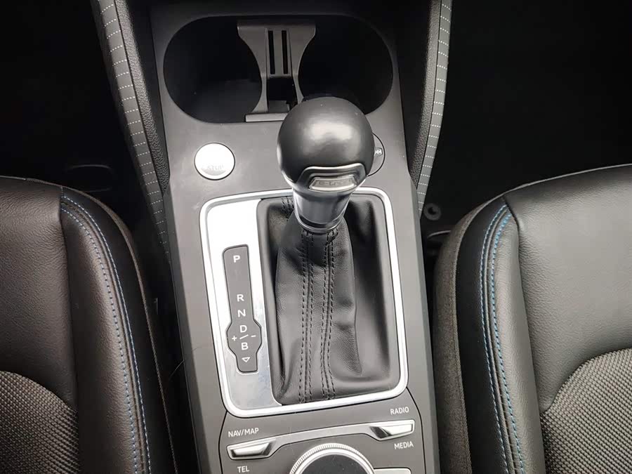 奥迪 奥迪Q2L e-tron 2020 汽车图片 #16