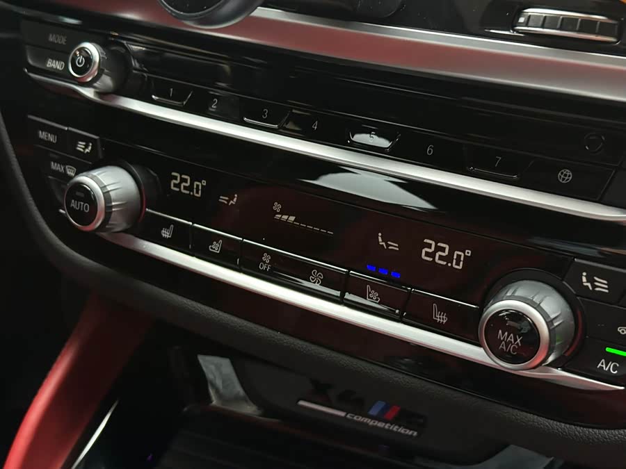 BMW X4 M 2021 изображение автомобиля #16