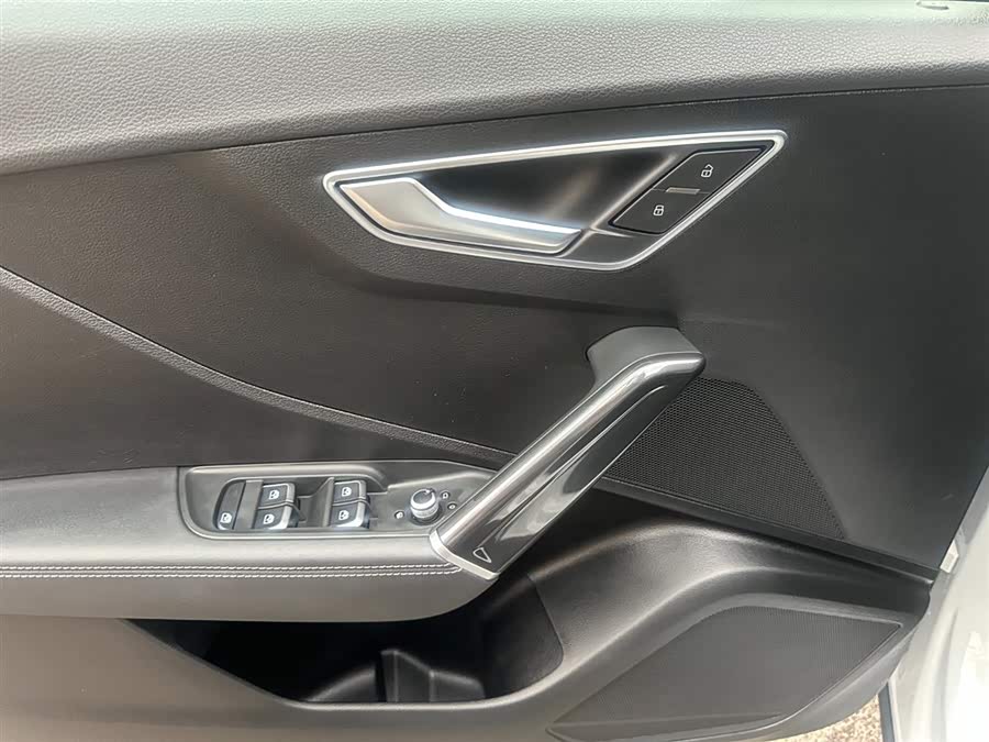 Audi Q2L 2024 #16 Audi Q2L 2024 car image #16