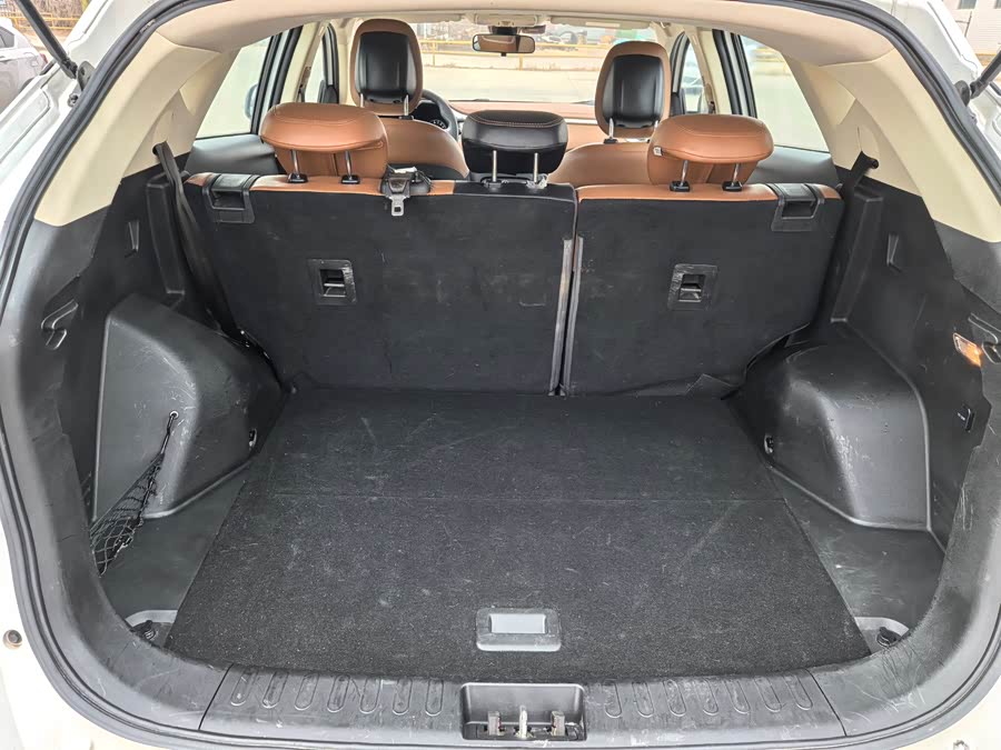 Soueast DX7 2016 car image #16