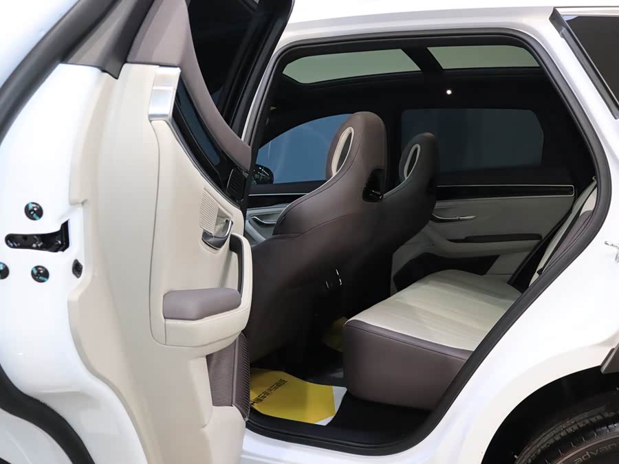 BYD Song Plus New Energy 2024 car image #16