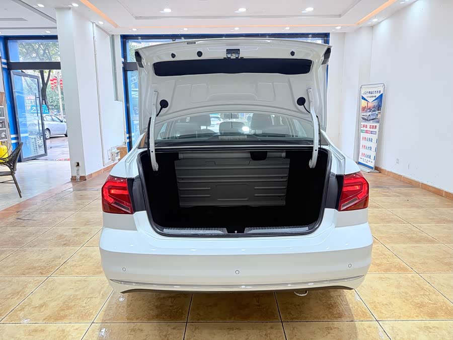 Jetta Jetta 2018 #16 Jetta Jetta 2018 car image #16