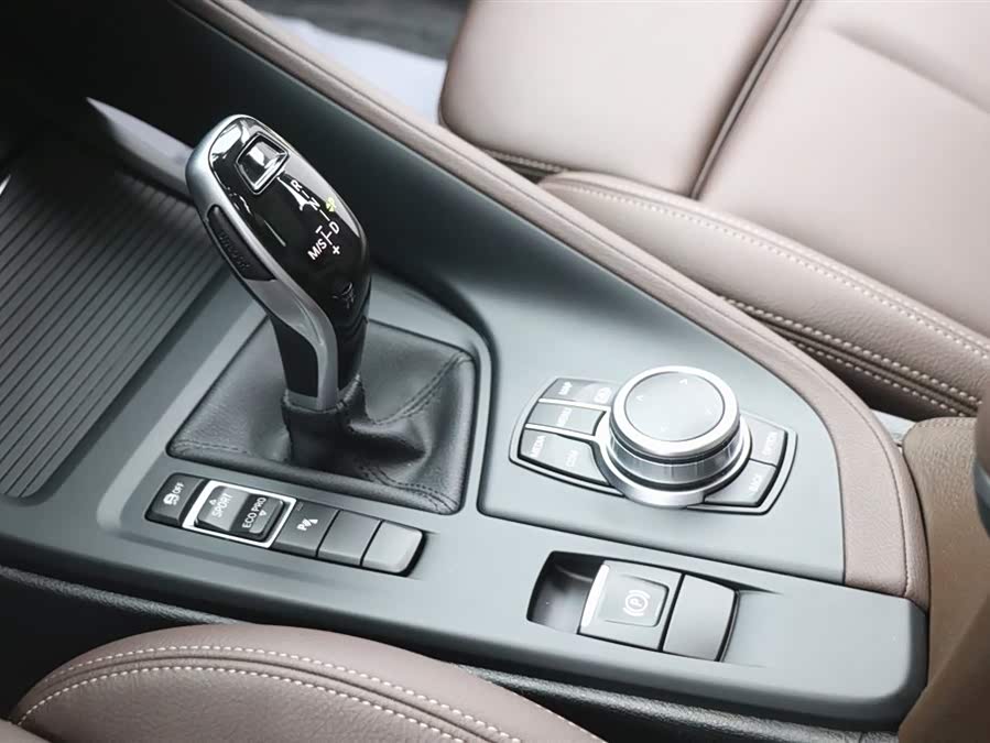 BMW X1 2023 immagine di auto #16