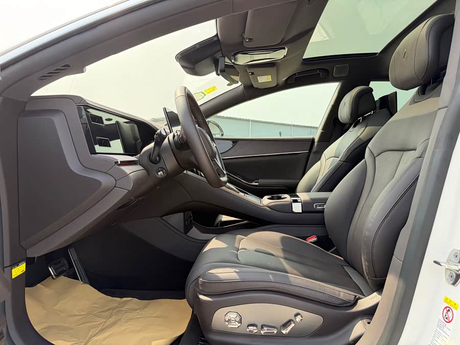 Denza Z9 2024 image de voiture #16