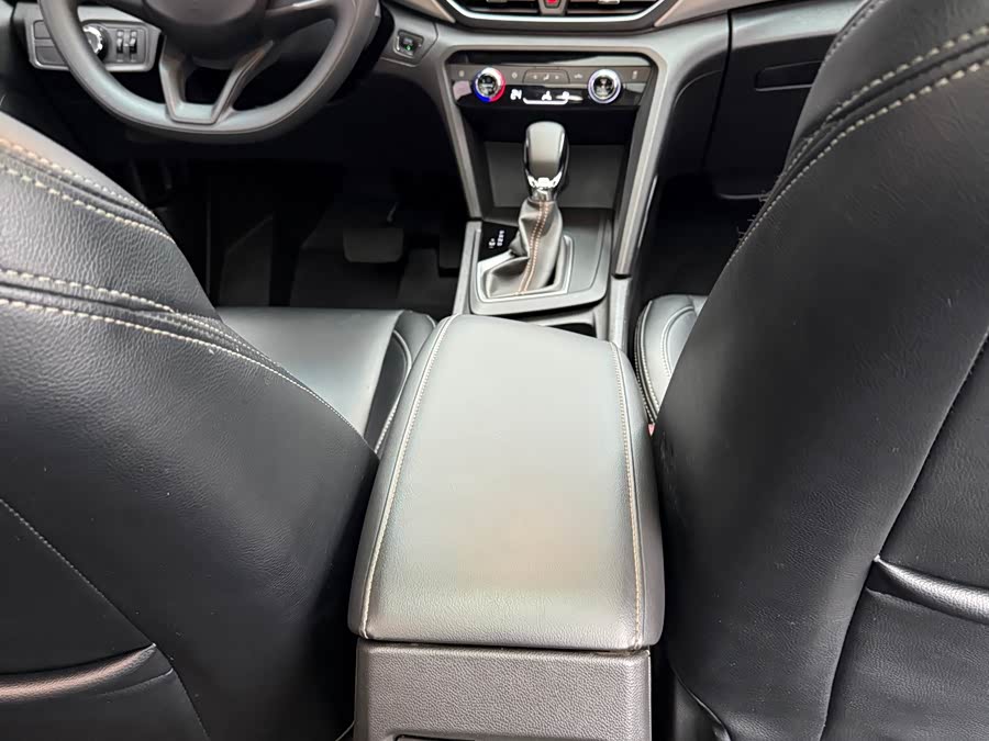 Chevrolet Orlando 2020 car image #16