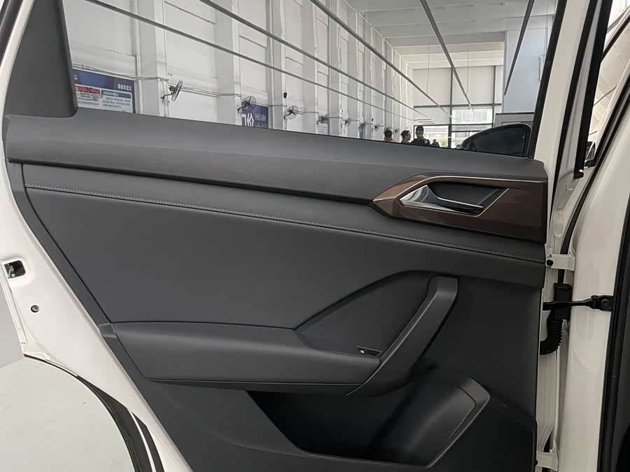 Volkswagen Tharu 2021 #16 Volkswagen Tharu 2021 car image #16