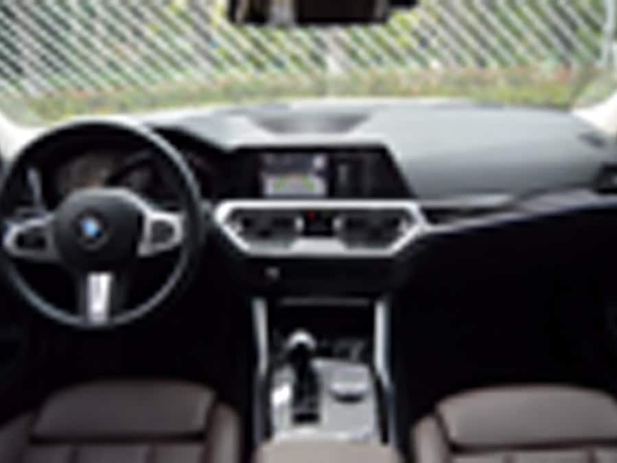 BMW 3 Series 2022 car image #16