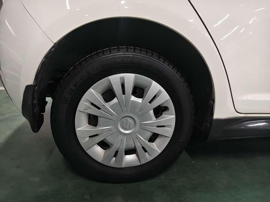 Suzuki Swift 2015 #16 Suzuki Swift 2015 car image #16