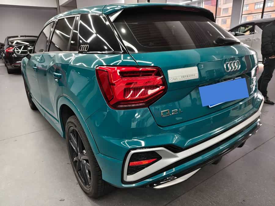 Audi Q2L 2022 imagen de coche #16