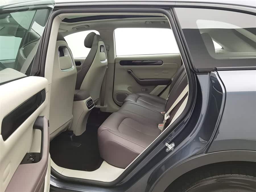 零跑汽车 零跑C11 2023 汽车图片 #16