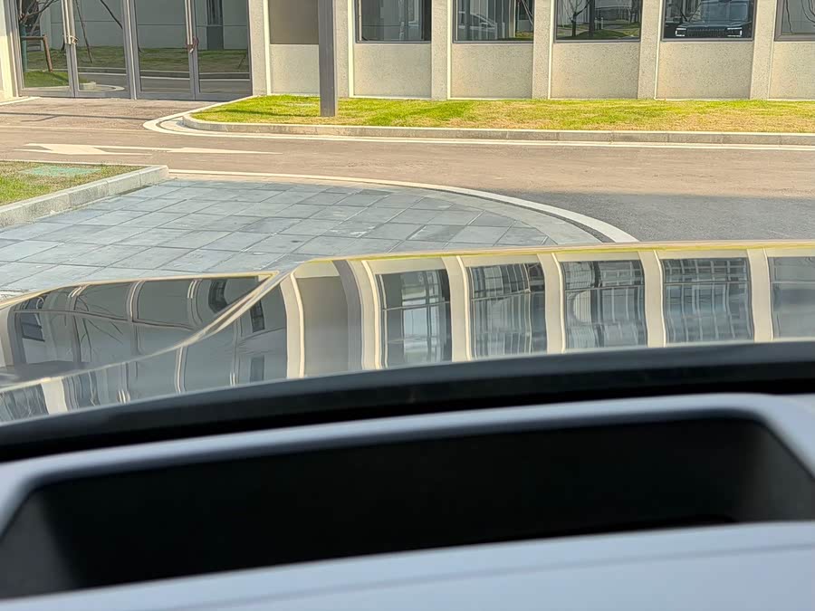 极氪 极氪9X 2026 汽车图片 #16