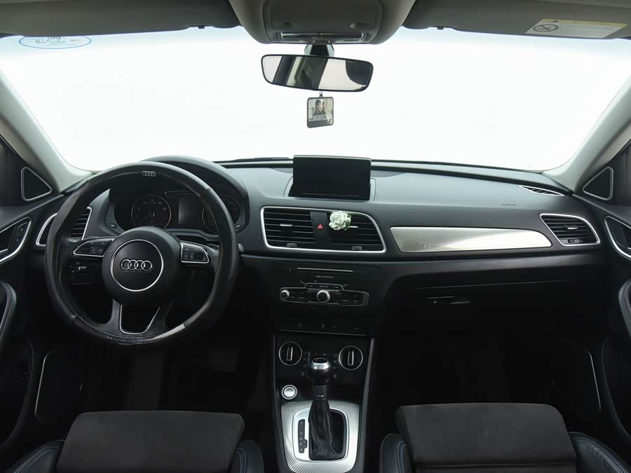 Audi Q3 2018 #16 Audi Q3 2018 car image #16
