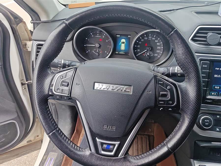 Haval H6 Coupe 2015 изображение автомобиля #16