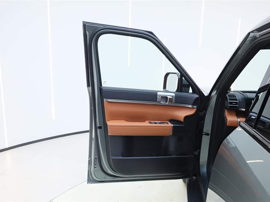 FangChengBao Tiger 7 2026 car image #16