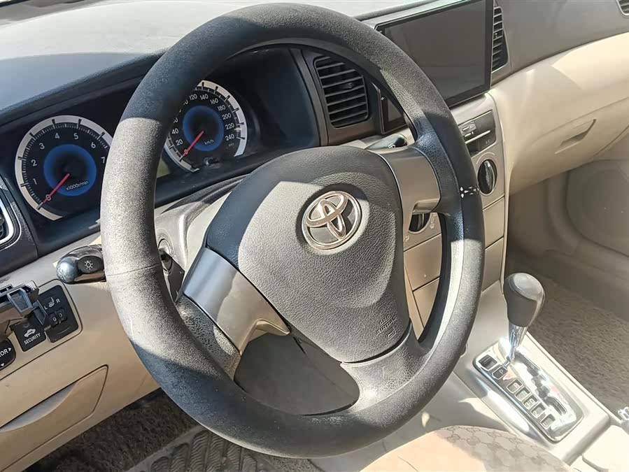 Toyota Corolla (Classic) 2015 car image #16