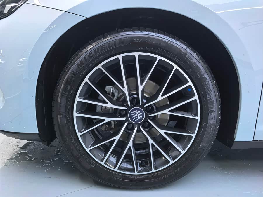 BYD Qin L 2024 car image #16