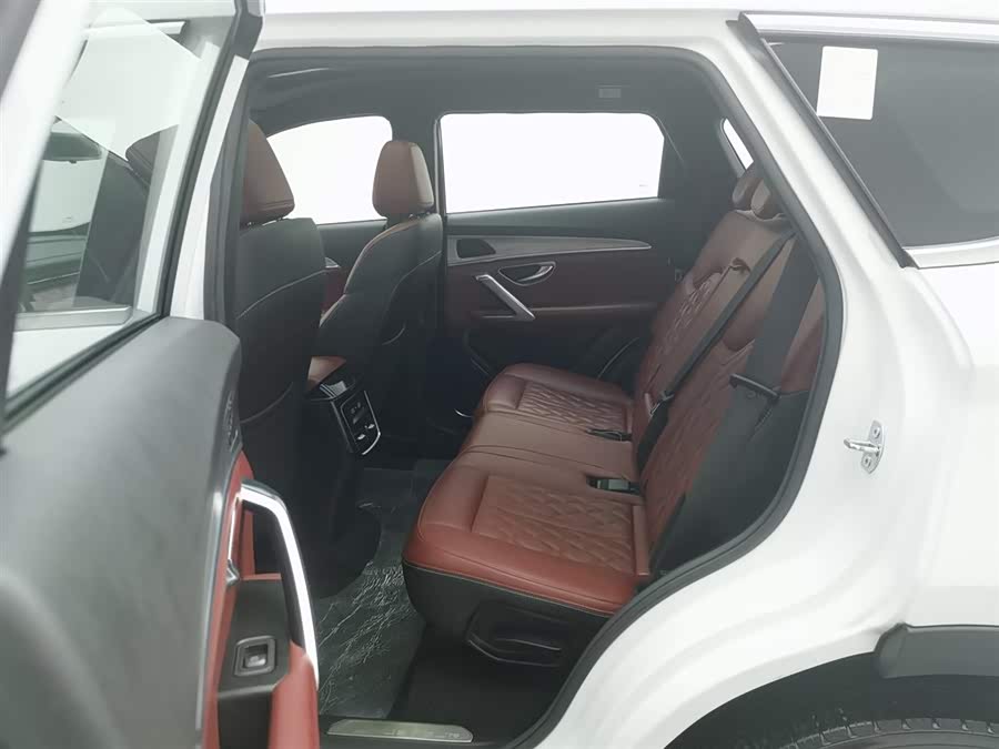 Jetour X70 PLUS 2023 car image #16