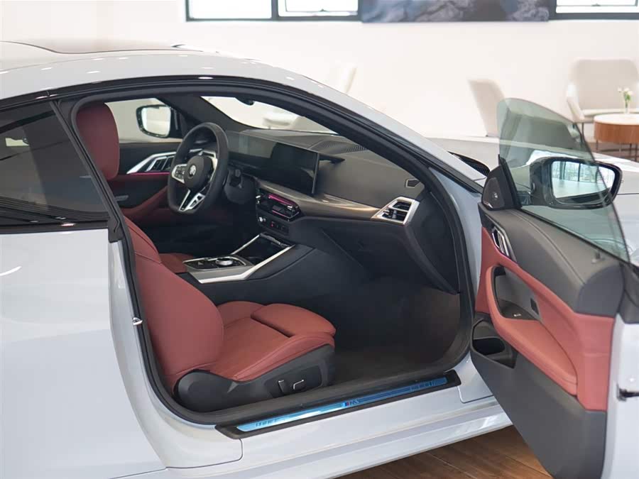 BMW 4 Series 2025 car image #16