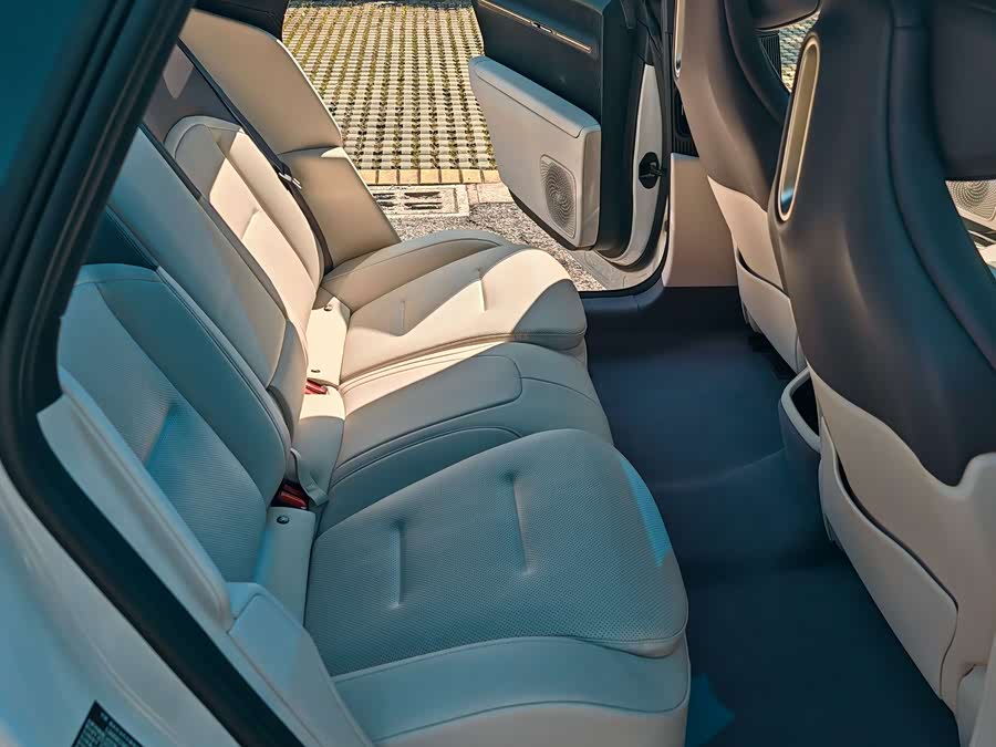 Avatr 12 2024 imagem de carro #16