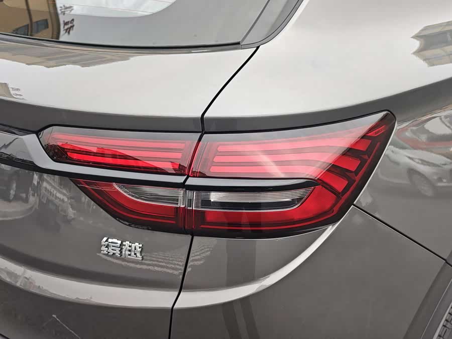 GEELY Coolray 2026 car image #16