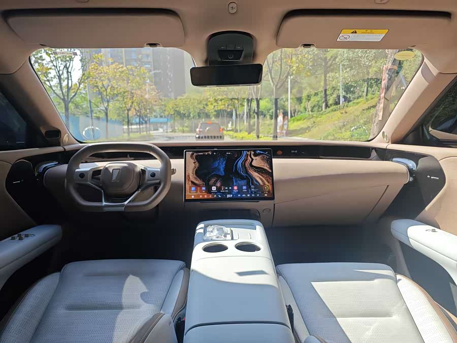 Avatr 07 2025 imagem de carro #16