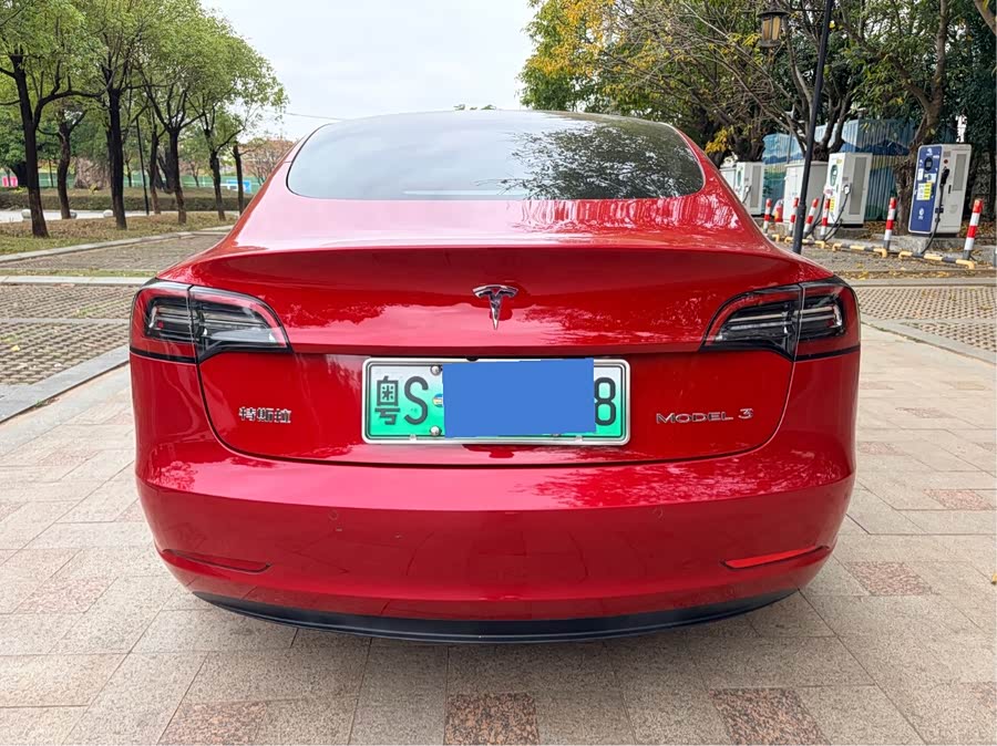Tesla Model 3 2023 immagine di auto #16