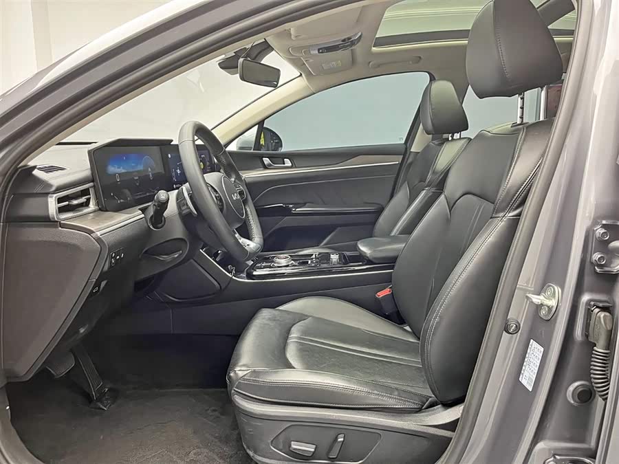 起亚 起亚K5 2023 汽车图片 #16