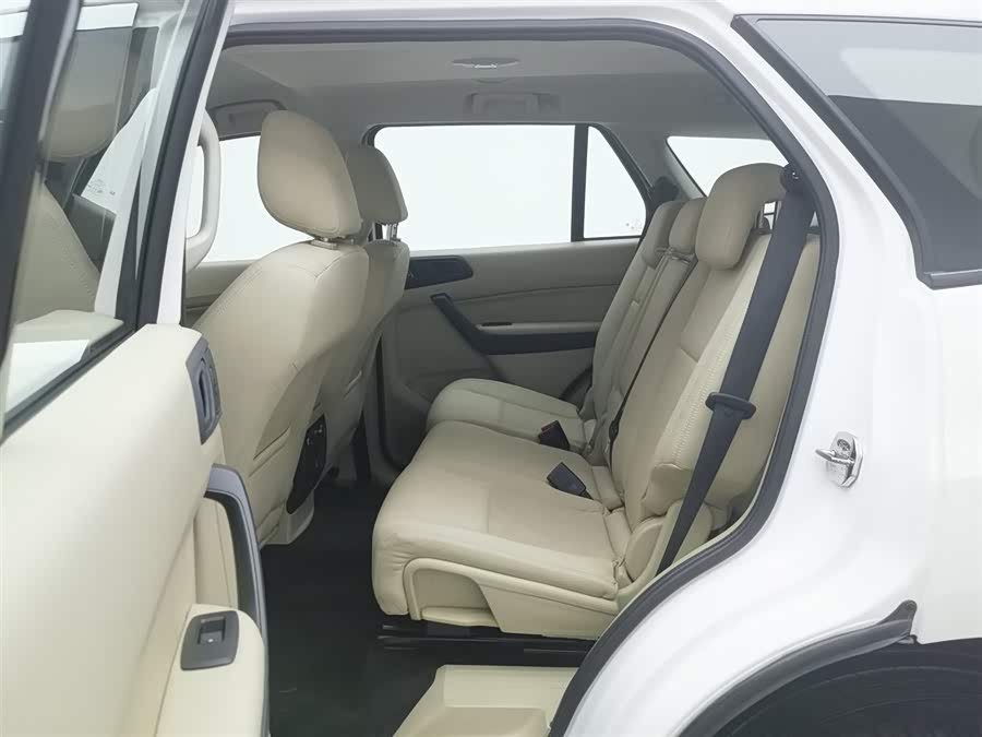 Ford Everest 2018 car image #16