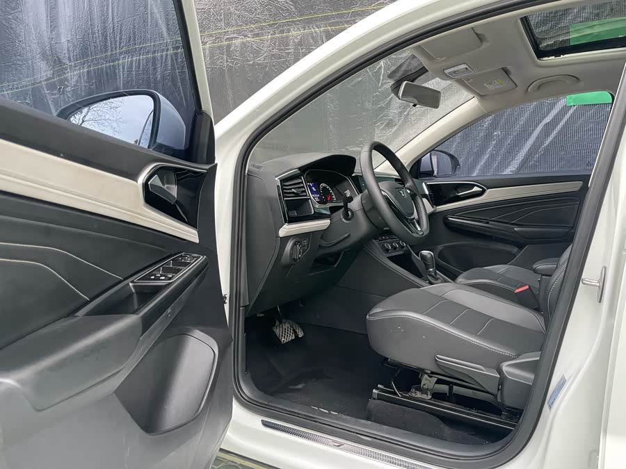 Jetta VS5 2023 imagen de coche #16