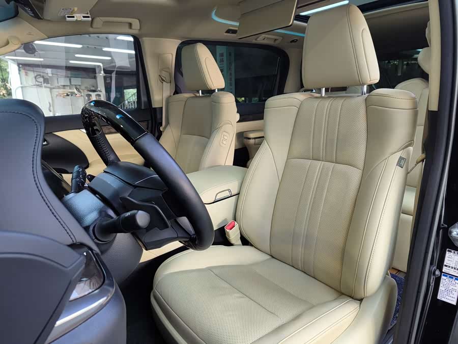 Toyota Vellfire 2022 car image #16