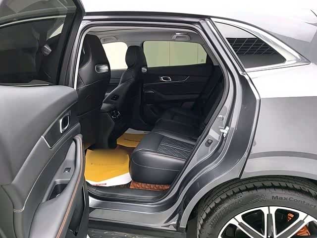 Changan UNI-K iDD 2022 car image #16