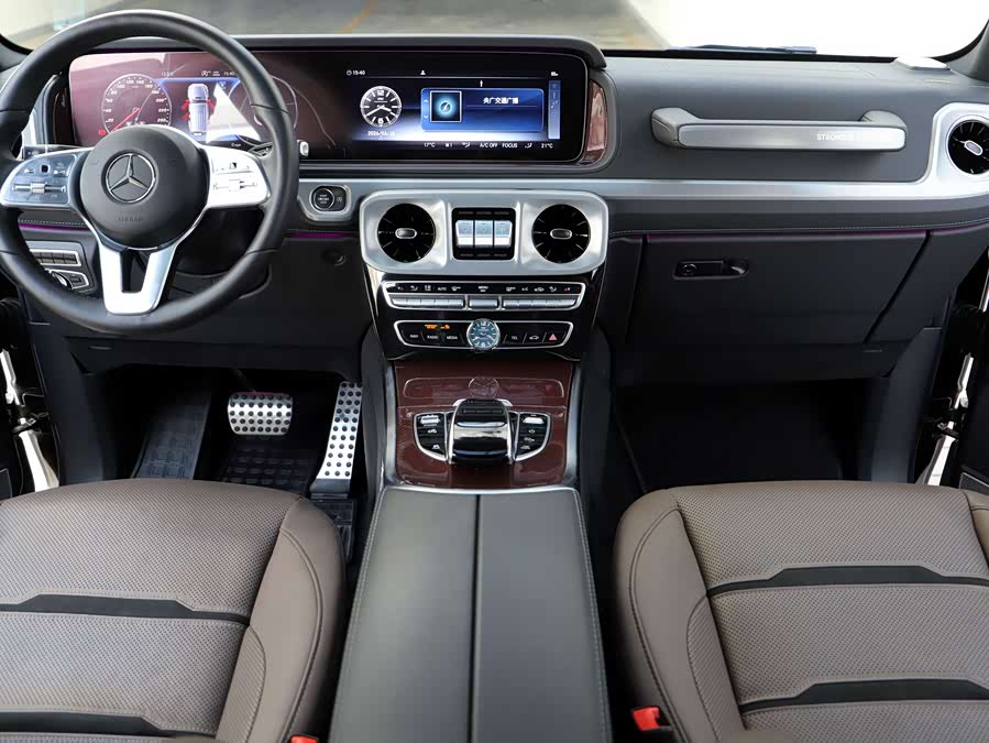 Mercedes-Benz G Class 2019 immagine di auto #16