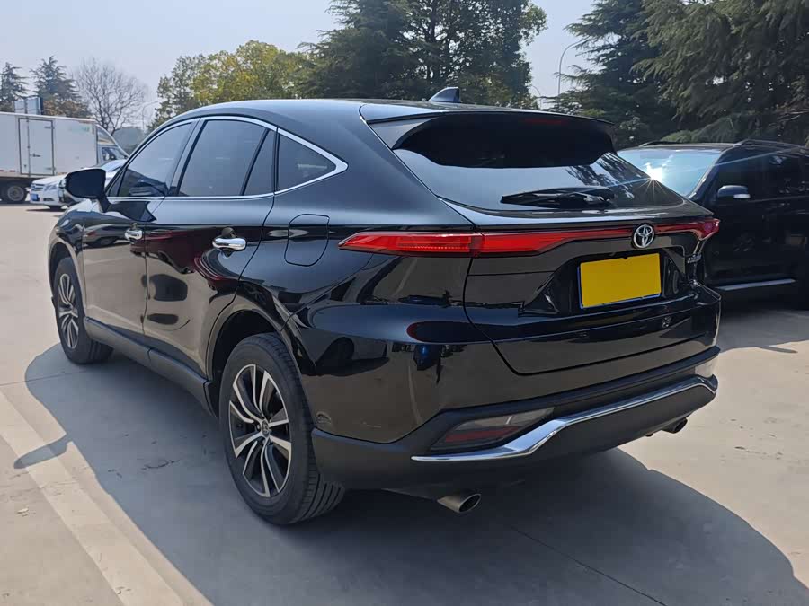 Toyota Harrier 2022 car image #16