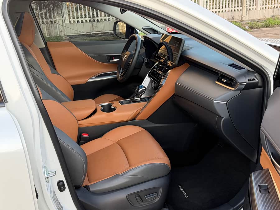 Toyota Venza 2022 car image #16