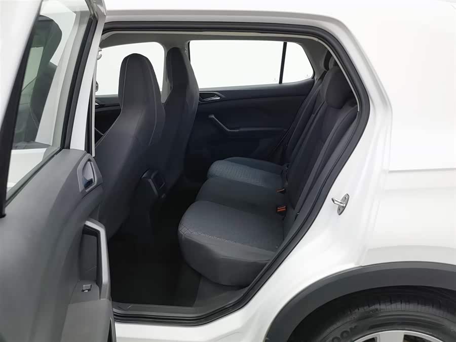 Volkswagen T-Cross 2019 immagine di auto #16