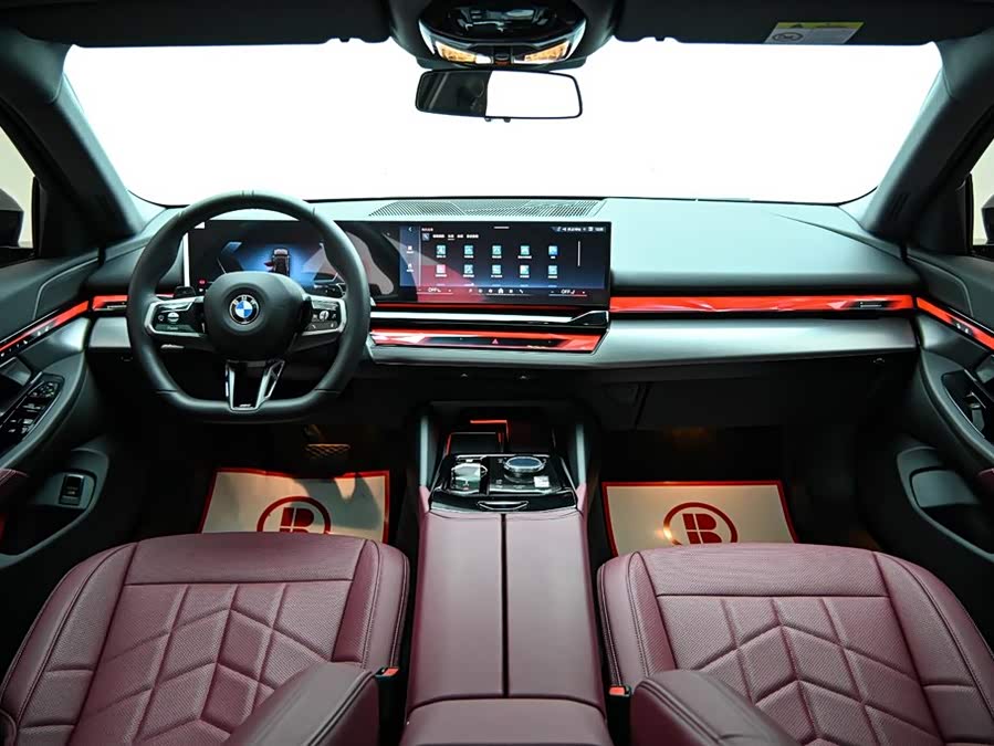 BMW 5 Series 2025 car image #16