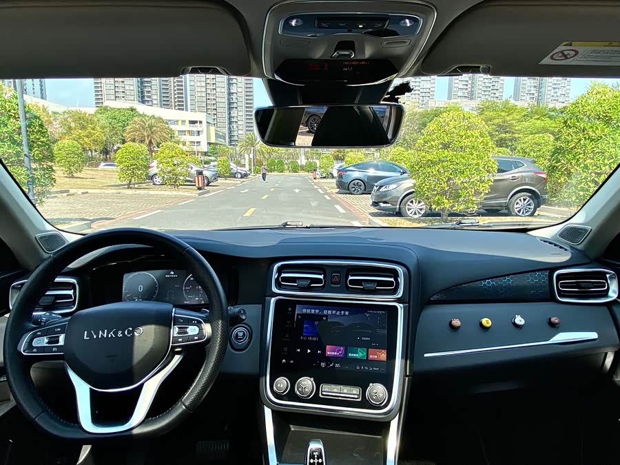 Lynk & Co 01 EM-P 2019 car image #16
