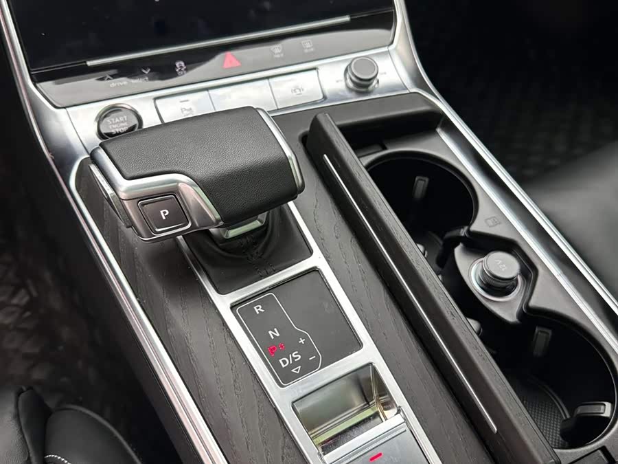 Audi A6L 2024 imagem de carro #16