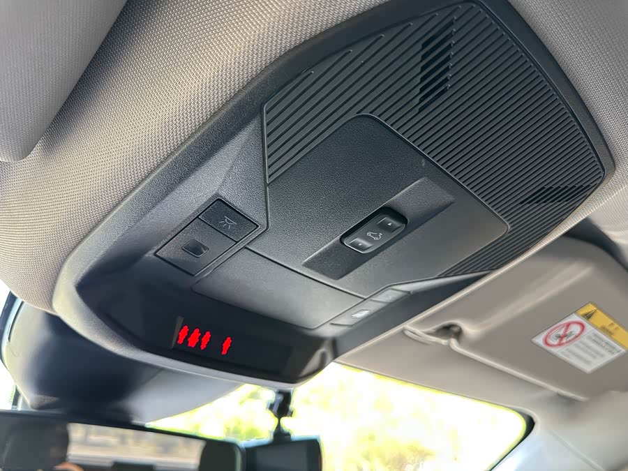 Citroen C5 X 2021 car image #16