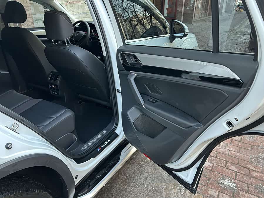 Volkswagen Tayron 2022 car image #16